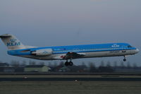 PH-OFF @ EHAM - KLM Cityhopper - by Caecilia van der Bos