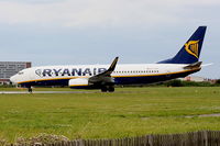 EI-DPY @ EGGP - Ryanair - by Chris Hall