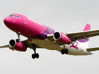 HA-LPN @ EGGP - Wizzair Airbus A-320-232 - by Chris Hall