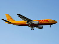 OO-DLE @ EGLL - DHL - by Chris Hall