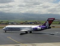 N488HA @ PHOG - Hawaiian Airlines Boeing 717-200 - by Kreg Anderson
