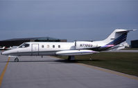 N710GS @ KNEW - KNEW