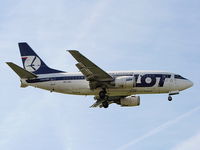 SP-LKC @ EGLL - LOT Polish Airlines Boeing 737-55D - by Chris Hall