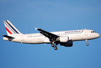 F-GJVW @ LOWW - Air France Airbus A320 - by Hannes Tenkrat