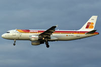 EC-HTA @ VIE - Iberia Airbus A320-214 - by Joker767