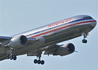 N358AA @ KORD - American Airlines Boeing 767-323, N358AA on final RWY 10 KORD - by Mark Kalfas