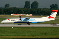 OE-LGC @ DUS - visitor - by Wolfgang Zilske