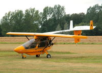 G-BZEZ photo, click to enlarge G-BZEZ photo, click to enlarge