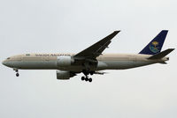 HZ-AKE @ VIE - Saudi Arabian Airlines Boeing 777-268(ER) - by Joker767