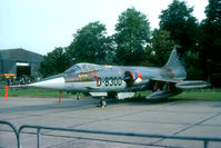 D-8300 @ EHSB - on static during the 1981 open house. - by Joop de Groot