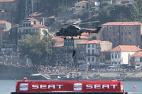 19203 - Red Bull Air Race Porto 2009 - Portugal Navy - Westland WG-13 Lynx Mk95 - by Juergen Postl