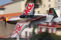 D-EUNA - Red Bull Air Race Porto 2009 - Extra EA-300LP - by Juergen Postl