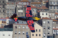 N423KC - Red Bull Air Race Porto 2009 - Kirby Chambliss - by Juergen Postl