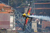 N806PB - Red Bull Air Race Porto 2009 - Peter Besenyei - by Juergen Postl