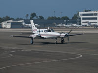 N429GM @ KSMO - N429GM taxiing - by Torsten Hoff