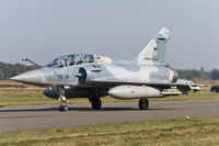 526 @ EBBL - Mirage 2000B taxying to the active - by FBE