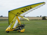 G-MZOW - Pegasus Quantum at LongAcre Farm, Sandy