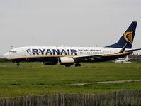 EI-DLM @ EGGP - Ryanair - by Chris Hall