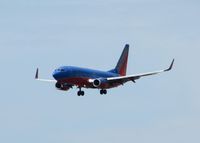 N434WN @ DAL - Short final for 18R at Love Field.