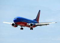 N384SW @ DAL - Landing on 13R at Love Field.