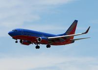 N749SW @ DAL - Southwest 737 landing on 13R at Love Field.