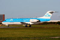 PH-KZU @ EGGP - KLM - by Chris Hall
