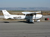 N6034D @ KOAK - Locally-based 2008 Cesna 172S taxiing - by Steve Nation