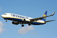 EI-DAS @ EGGP - Ryanair - by Chris Hall