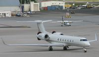 N185GA @ TNCM - checking there stoppong power befor a long flight over the atlantic to europa!!!! - by Daniel Jef