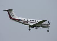 N572M @ TPA - Beech 200