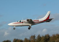 N70VB @ EGLK - RESIDENT AEROSTAR FINALS FOR RWY 25 - by BIKE PILOT