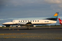 VH-SEF @ YBBN - YBBN