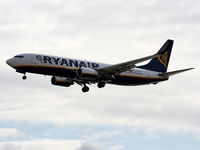 EI-DLW @ EGGP - Ryanair - by Chris Hall