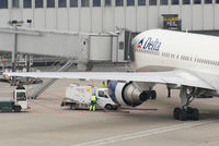 N16065 @ DUS - Delta Air Lines Boeing 767-332(ER) - by Joker767