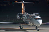 N235KK @ LOWG - .