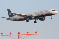 N173US @ KORD - US AIRWAYS A321-211, AWE9096 arriving from KPHL, short final 22R KORD. - by Mark Kalfas