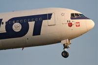 SP-LPA @ KORD - LOT Boeing 767-35D (ER), LOT1 arriving from EPWA, short final 22R KORD. - by Mark Kalfas