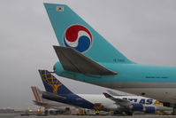 HL7462 @ VIE - Korean Air Boeing 747-400