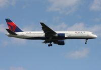 N551NW @ DTW - Delta 757 - by Florida Metal