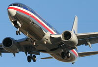 N814NN @ KORD - American Airlines Boeing 737-823, AAL425 short final 27L arriving from KDCA. - by Mark Kalfas