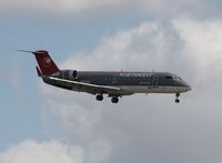 N8432A @ DTW - Northwest Airlink CRJ-200