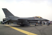 E-188 @ EGXE - General Dynamics F-16AM Fighting Falcon at RAF Leeming's Air Fair 1994 - by Malcolm Clarke