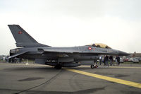 E-200 @ EGXE - General Dynamics F-16AM Fighting Falcon at RAF Leeming's Air Fair 1994. - by Malcolm Clarke