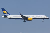 TF-FIO @ EDDF - Iceland Air B757-200 short final RW07L