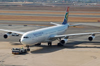 ZS-SXF @ FAJS - At Jo'burg - by Micha Lueck