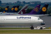 D-AIHN @ EDDM - LH A 346 pushed for dep. to SFO - by Robbie0102