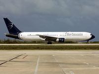 EI-EED @ TNCC - Blue Panorama Boeing 767-31A(ER) ( 27619/595 ) @ TNCC / CUR - by John van den Berg - C.A.C