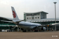 B-6131 @ ZGSZ - Air China - by Dawei Sun