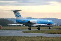 PH-KZH @ EGGP - KLM cityhopper - by Chris Hall