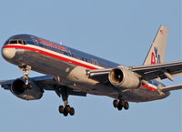N191AN @ KORD - American Airlines Boeing 757-223, AAL2378, arriving KORD RWY 28 from KEGE. - by Mark Kalfas